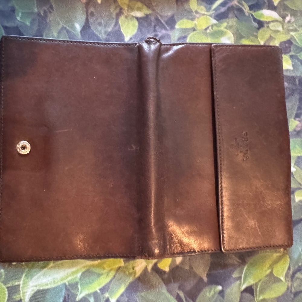 Prada Dark Brown Vintage Leather Wallet - Picture 5 of 9